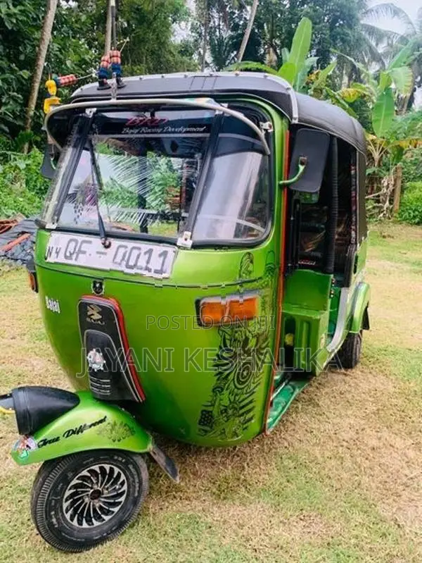 Bajaj RE 2006