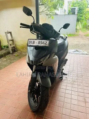 Hero XOOM 125R 2026