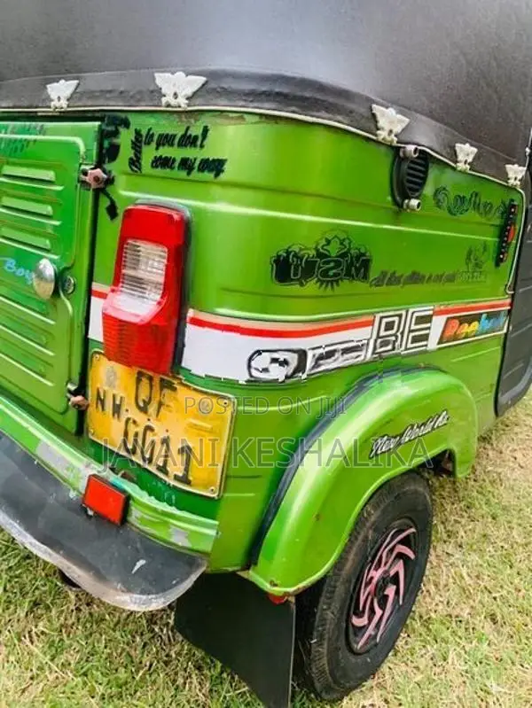 Bajaj RE 2006