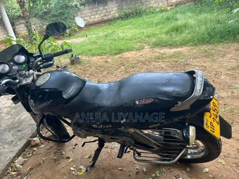 Bajaj Pulsar 180 2006