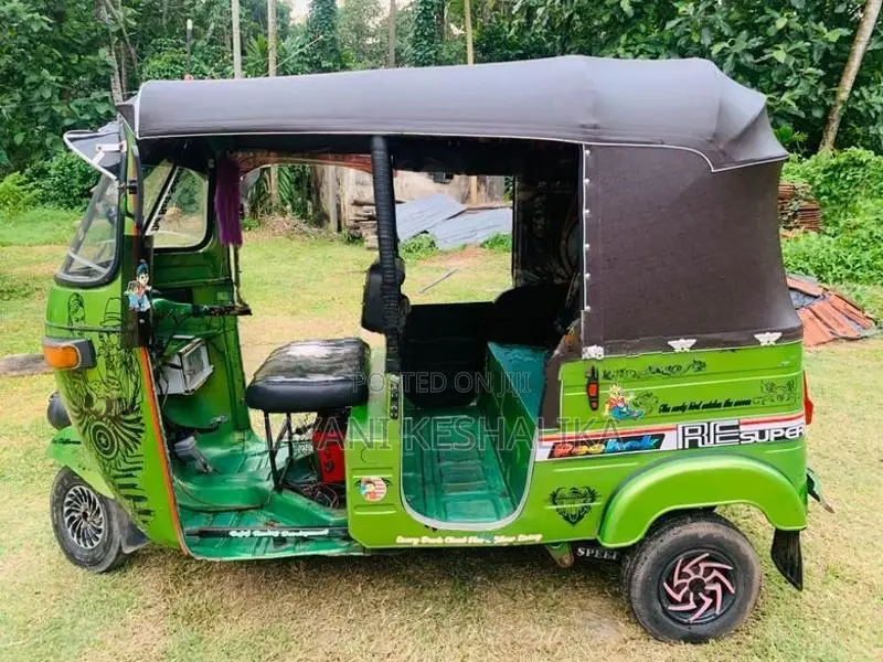 Bajaj RE 2006