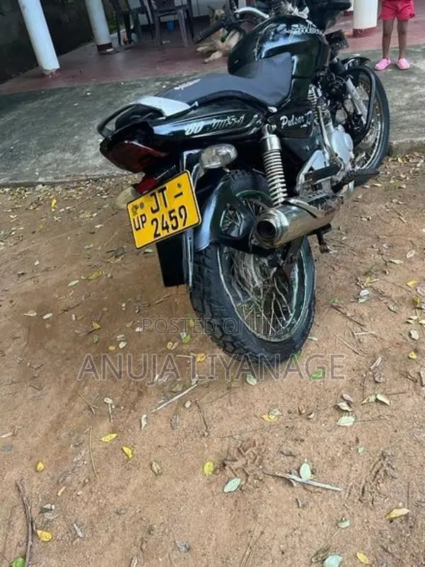 Bajaj Pulsar 180 2006