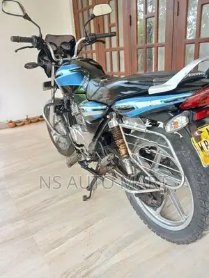 Bajaj Discover 125 2006