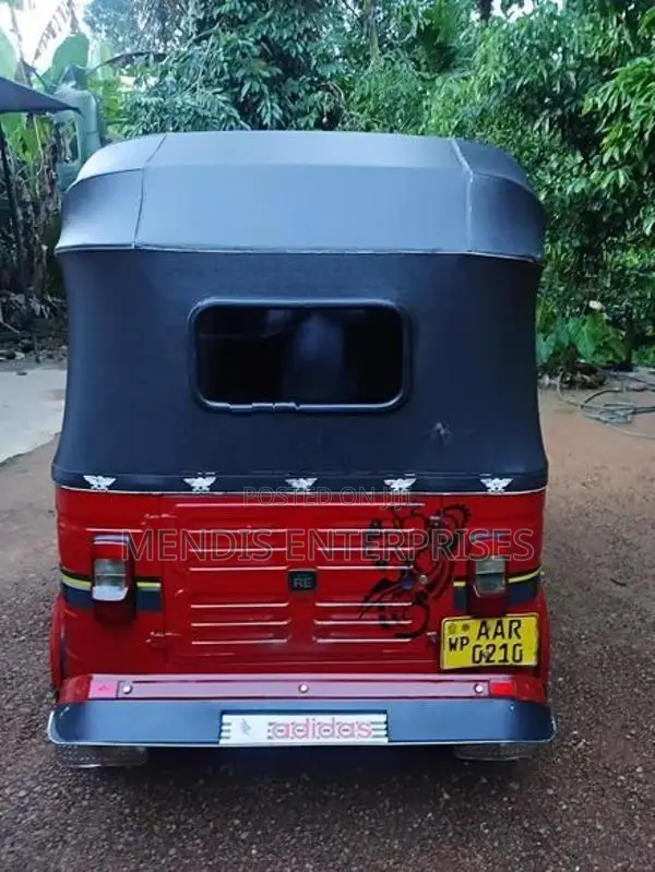 Bajaj RE 2014