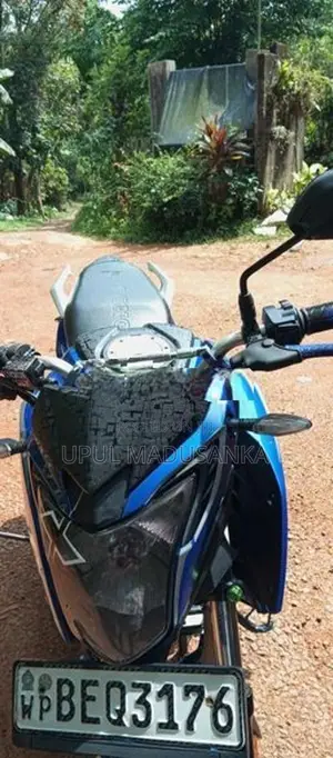 Honda CB Hornet 2016