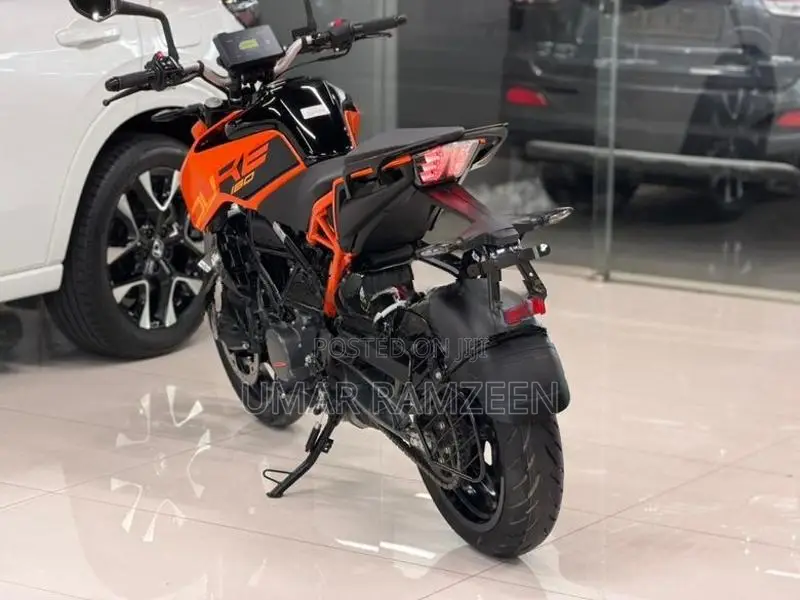 KTM Duke 160 2026