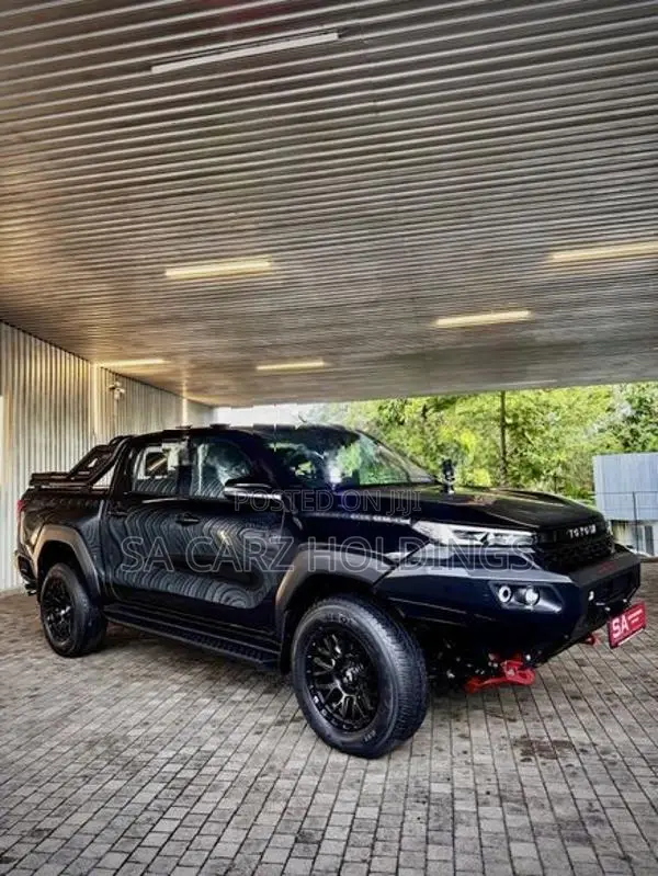 Toyota Hilux Travo Overland Plus 2026