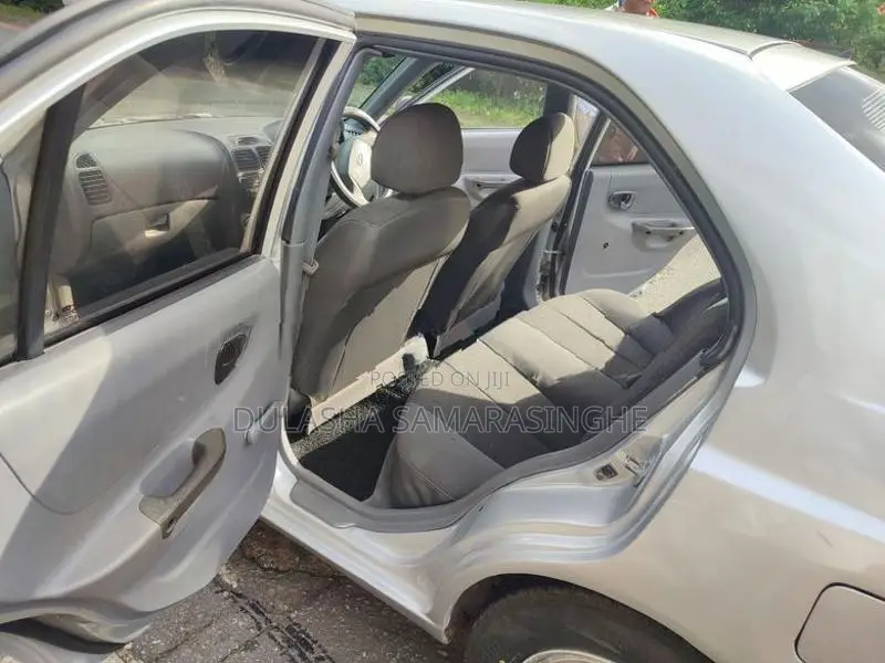 Hyundai Accent 2001