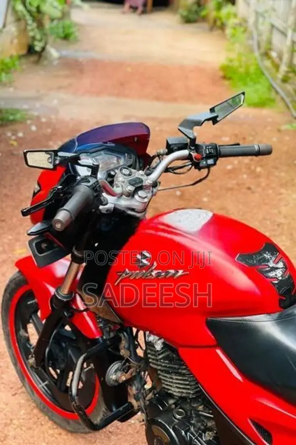 Bajaj Pulsar 200 2009