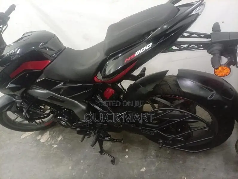 Bajaj Pulsar NS200 2026
