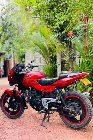 Bajaj Pulsar 200 2009
