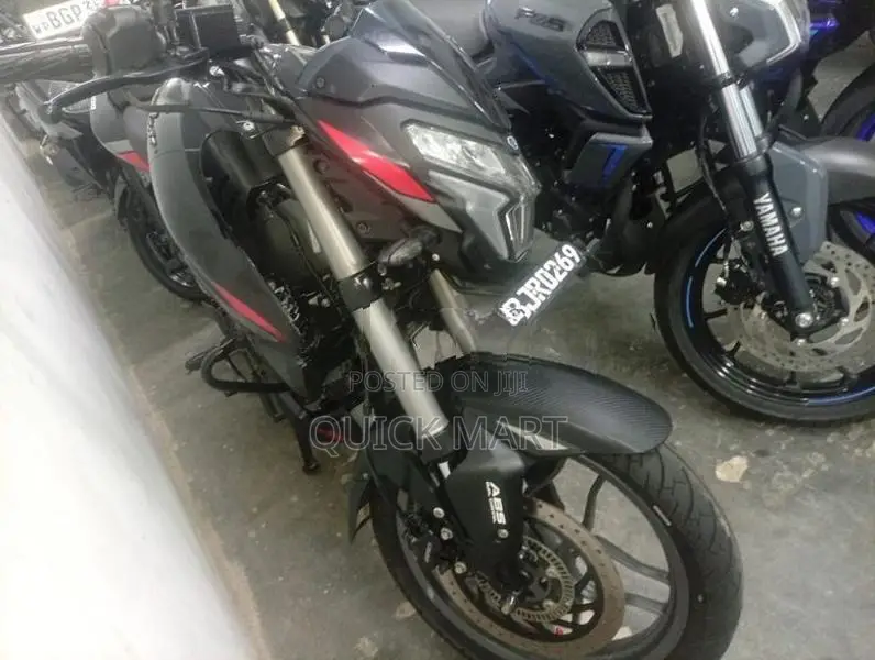 Bajaj Pulsar NS200 2026