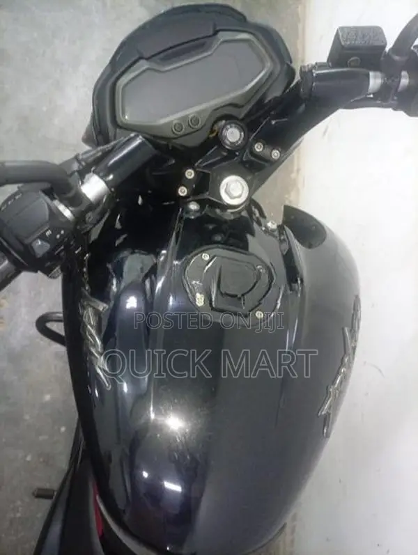 Bajaj Pulsar NS200 2026