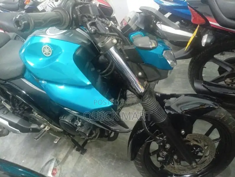 Yamaha FZ 2018
