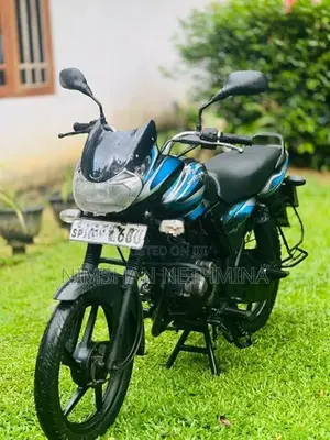 Bajaj Discover 2012