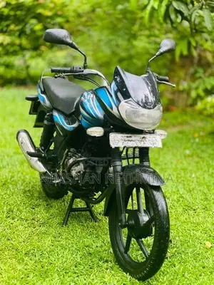 Bajaj Discover 2012