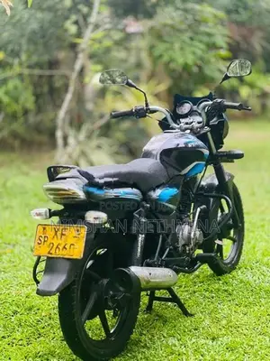 Bajaj Discover 2012
