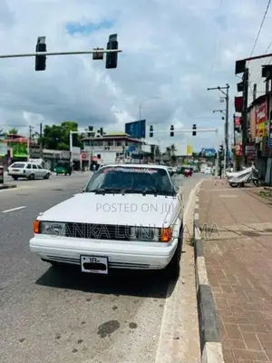 Nissan Sunny Ex Saloon 1989
