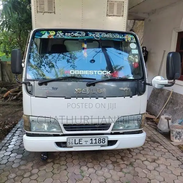 Isuzu 350 2003