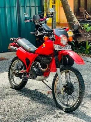 Honda XLR 2000