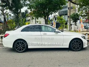 Mercedes Benz C200 2020