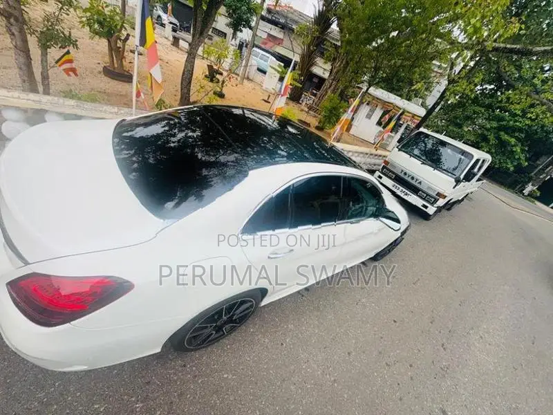 Mercedes Benz C200 2020