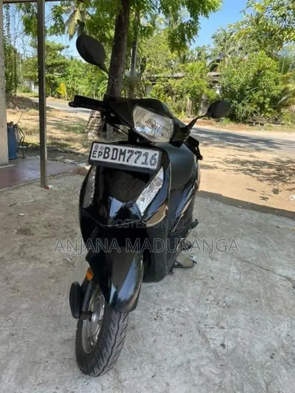 Honda Activa 2015