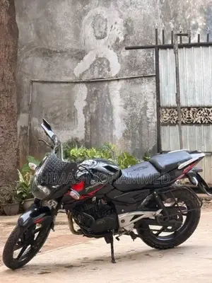 Bajaj Pulsar 200 2009