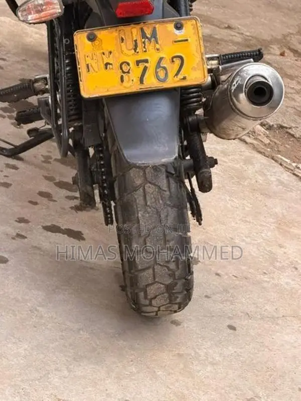 Bajaj Pulsar 200 2009
