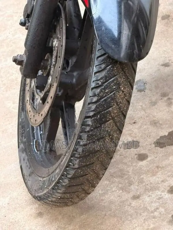 Bajaj Pulsar 200 2009