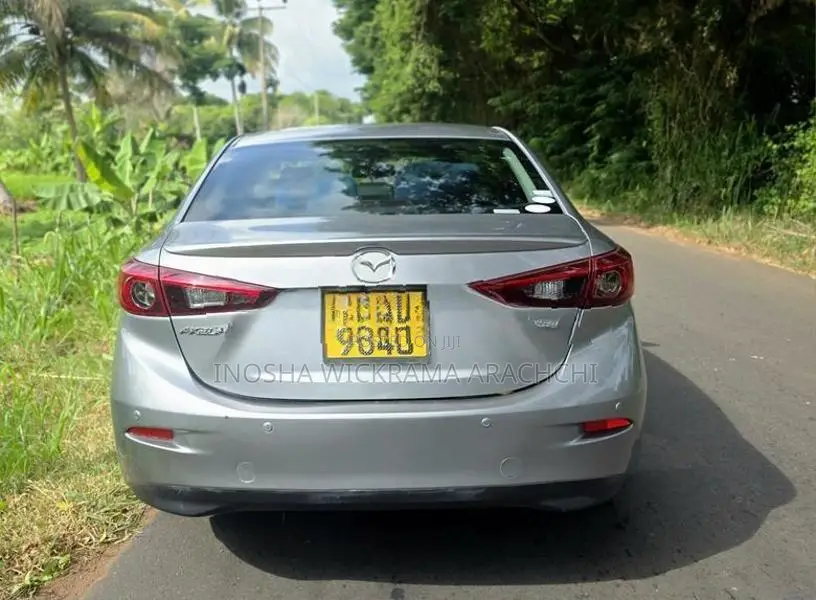 Mazda Axela 2014