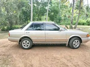 Nissan Sunny 1988