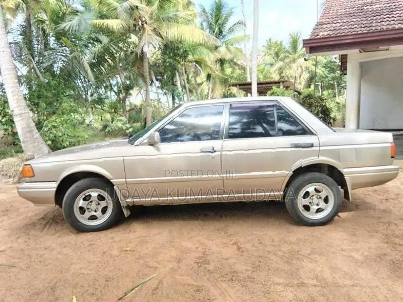 Nissan Sunny 1988