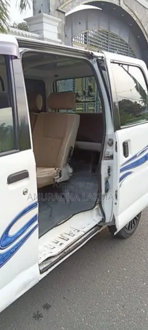 Daihatsu Hijet Used 2000