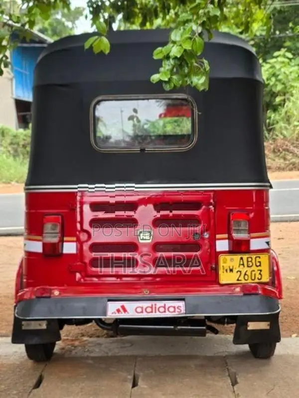 Bajaj RE 4stok 2015