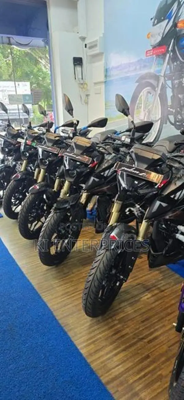 Bajaj Pulsar N160 Premium 2026