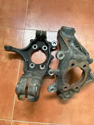 X Trail T 32 Knucle Hub Carriier