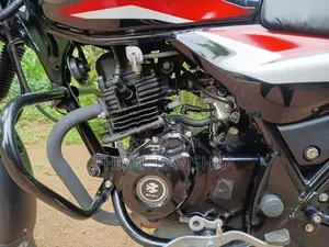 Bajaj Discover 125 2025