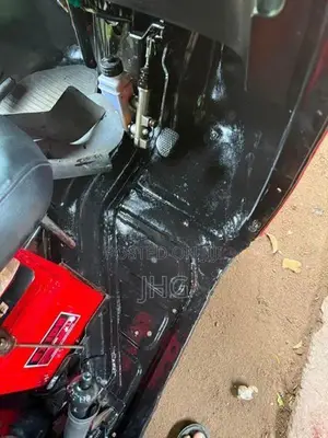 Bajaj RE 2015
