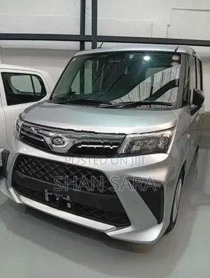 Toyota Roomy x 2023