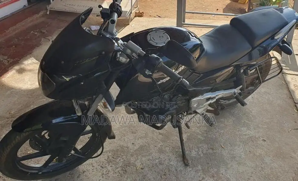 Bajaj Pulsar 180 good condition 2011