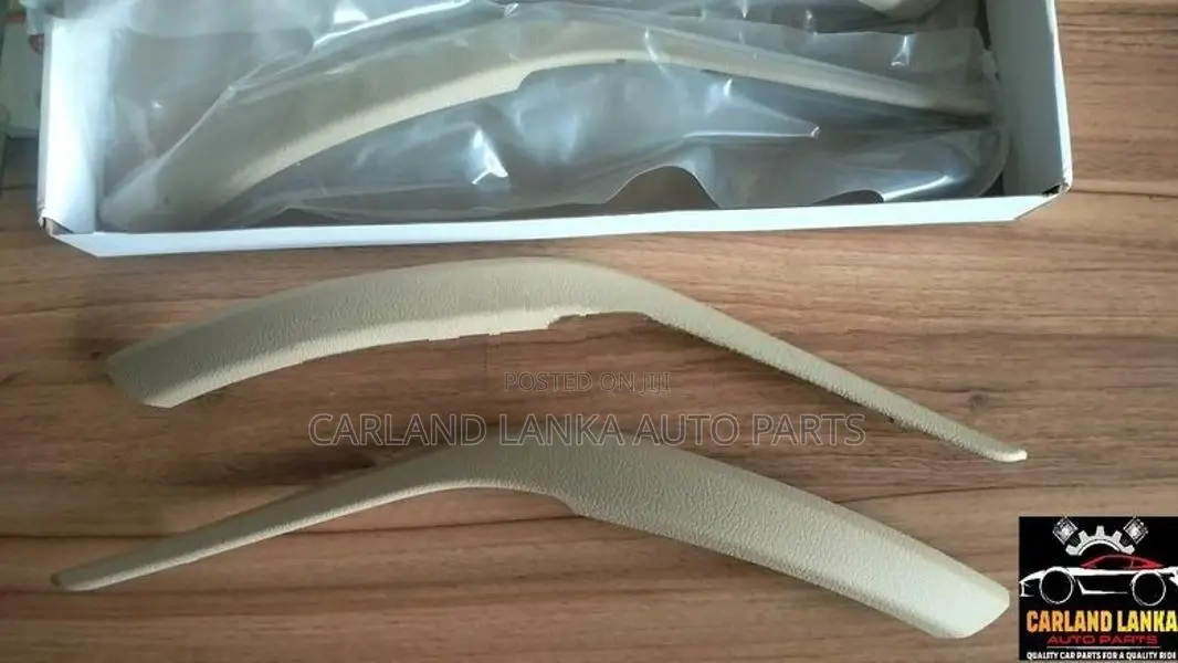 BMW X1 E84 Grab Handles Brand New