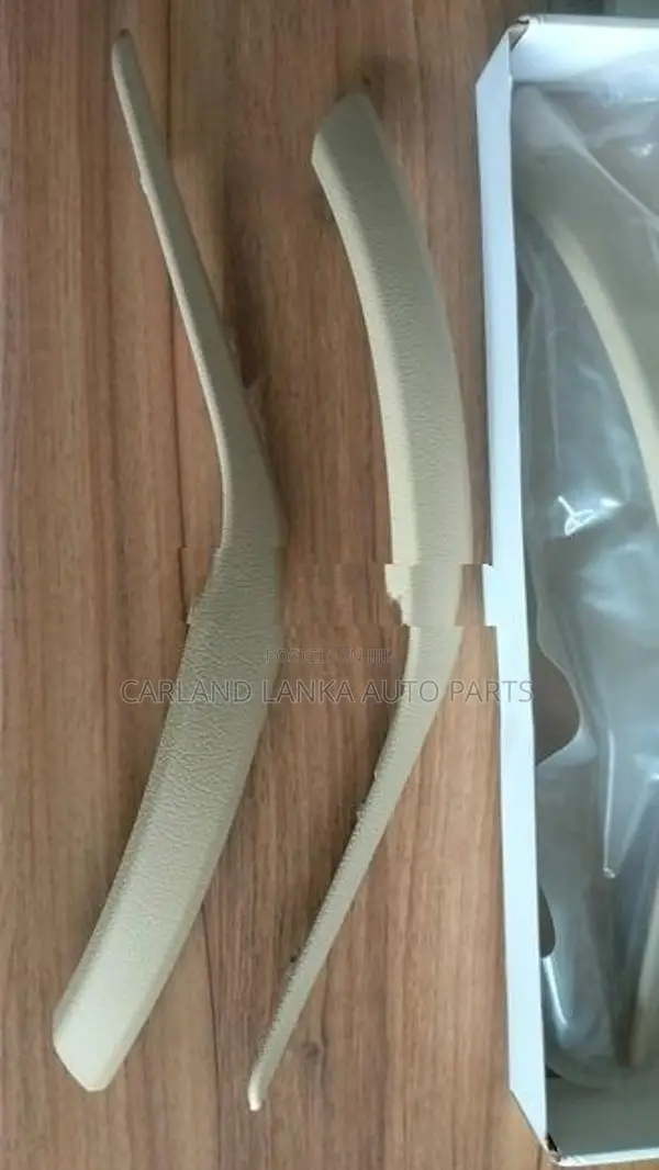 BMW X1 E84 Grab Handles Brand New
