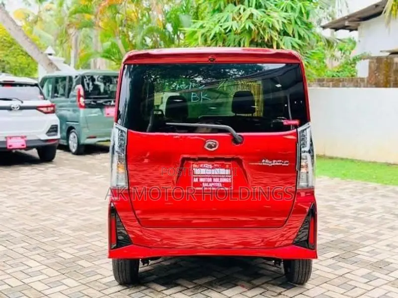 Daihatsu Tanto Custom X 2025