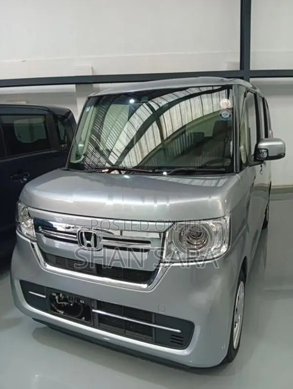 Honda N-Box G 2024