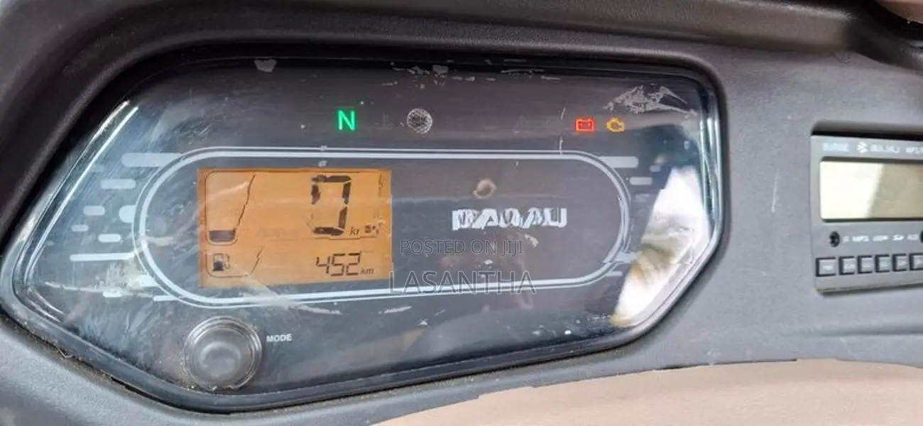Bajaj RE 2026