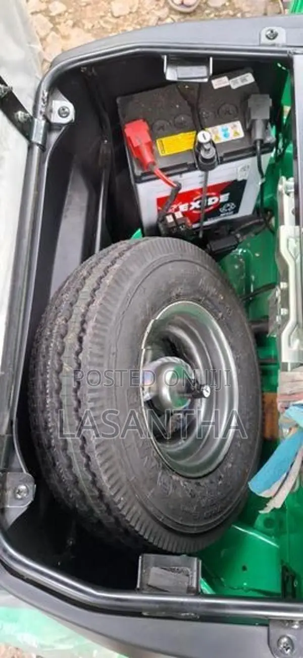 Bajaj RE 2026