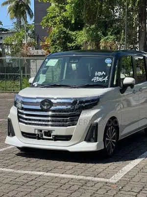 Toyota Roomy Custom GT 360cam 2025