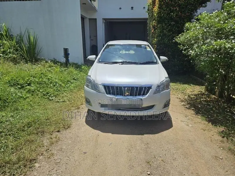 Toyota Premio G Superior 2013