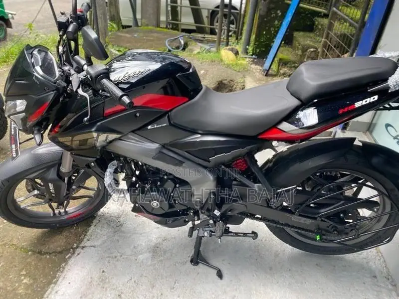 Bajaj Pulsar NS200 2026